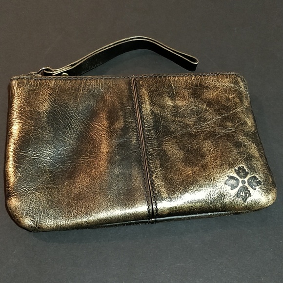 * Patricia Nash Cassini Metallic Wristlet